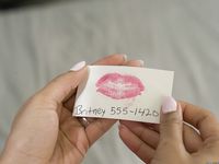 Kira Noir и Britney Amber занимаются страстным лесбийским сексом